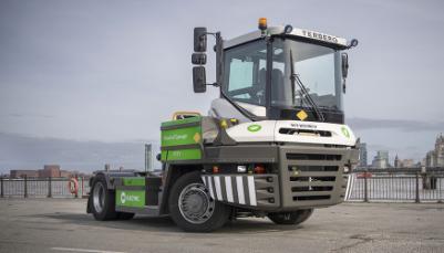 Helt elektrisk | 100 % Terberg | RT253EV redefinerer  RoRo-transport